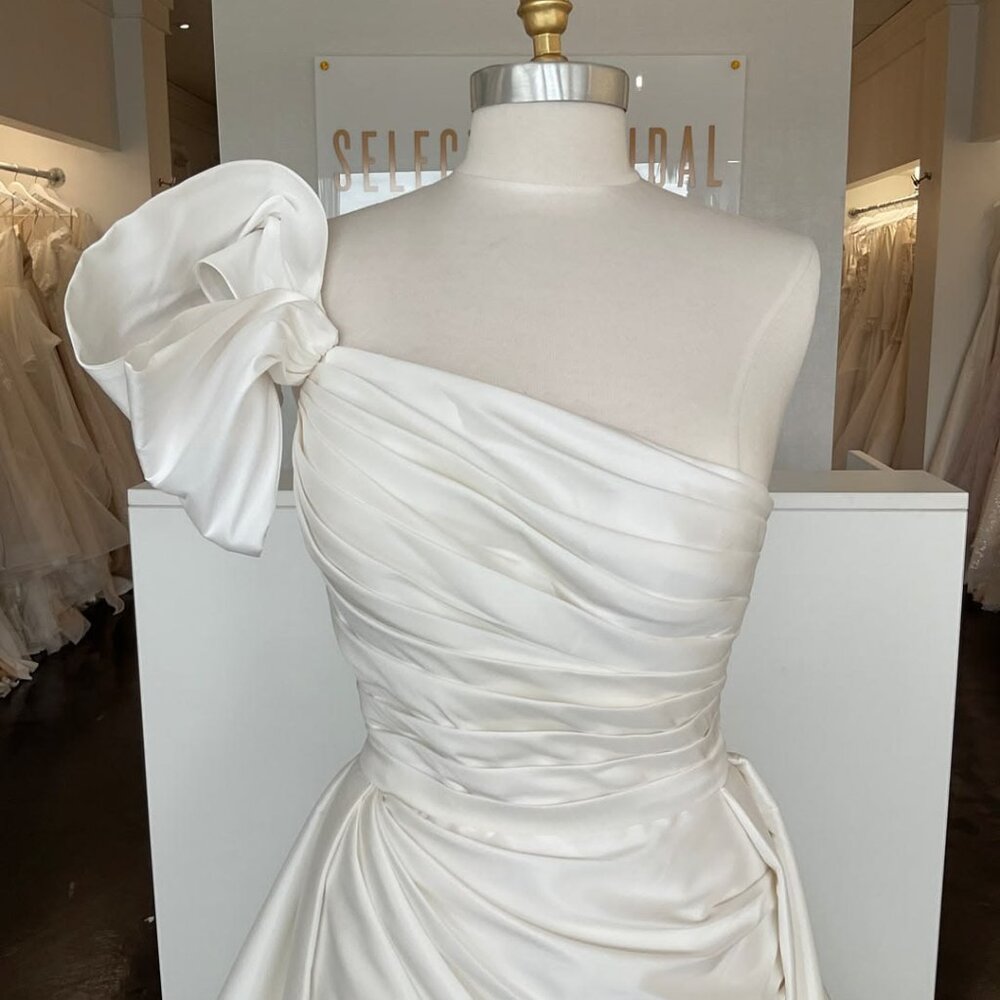 Jenny Yoo Isla Gown with Overskirt Size 10 NEW Taffeta - Picture 9 of 16